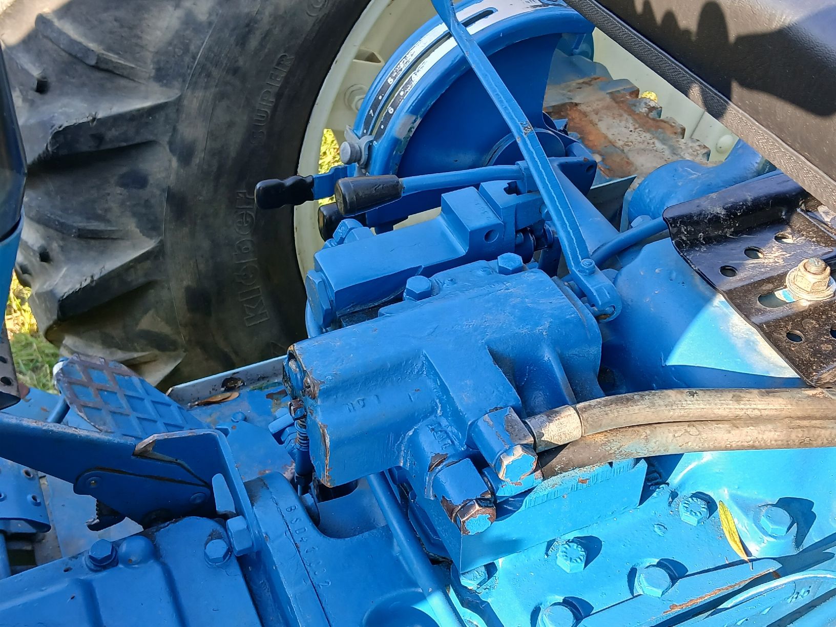 Ford Traktoren: Traktor Ford 4110 mit Hydr. Anhängerbremse – Defekt aus Hörhausen von Fendtprofi 4