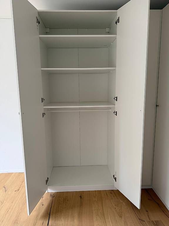 Armadi: IKEA Pax Schrank  – Nuovo e nell'imballaggio originale da Rutschwil venduto da Mojo810 2