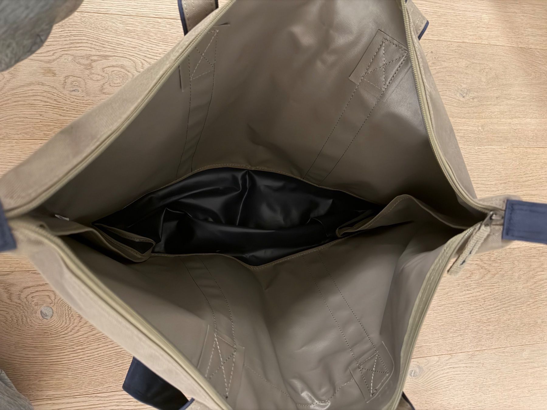Samsonite Borse: Samsonite Tote Bag - Navy/Mud – Nuovo (secondo la descrizione) da Hombrechtikon venduto da bettersurfer 3