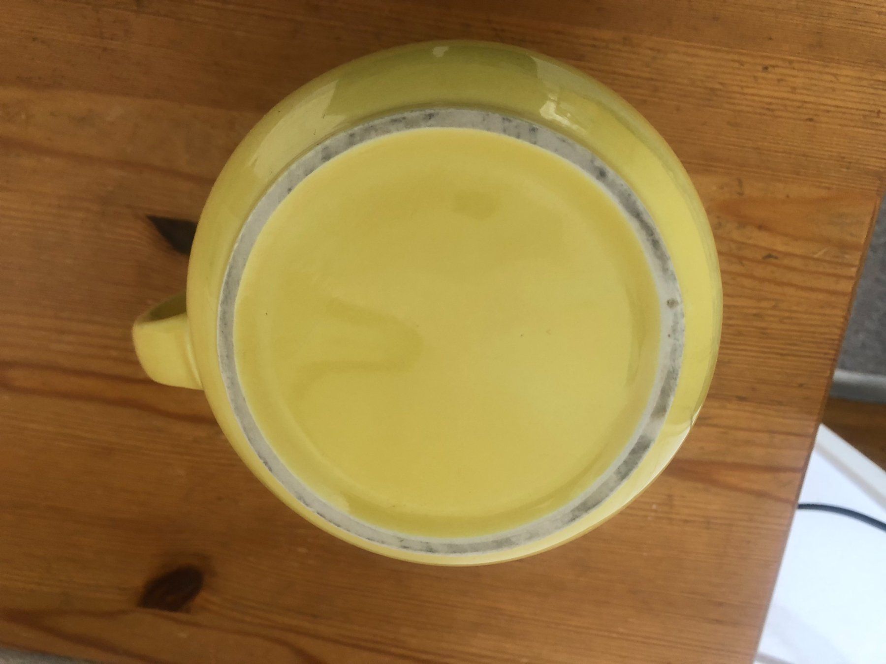 Rössler Caraffe: Rössler Milchkrug gelb 1lt – Usato da Bassersdorf venduto da sammelfloh 4