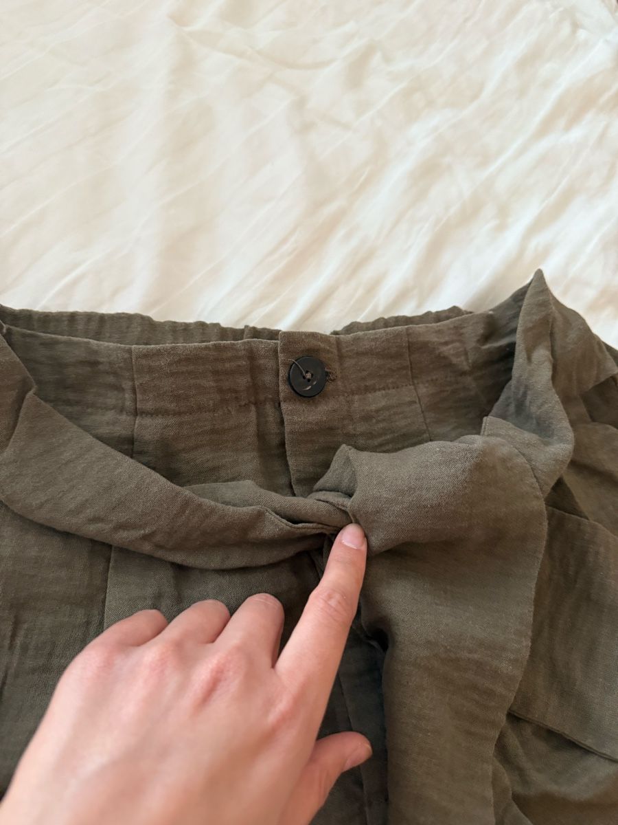 Mango Pantaloni: Mango Khaki Shorts mit Bindegürtel, Gr. 36 – Usato da Volketswil venduto da habibeoez 2