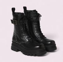 Bottes cloutées Pinko en cuir, taille 39 EU (équiv. 39.5)