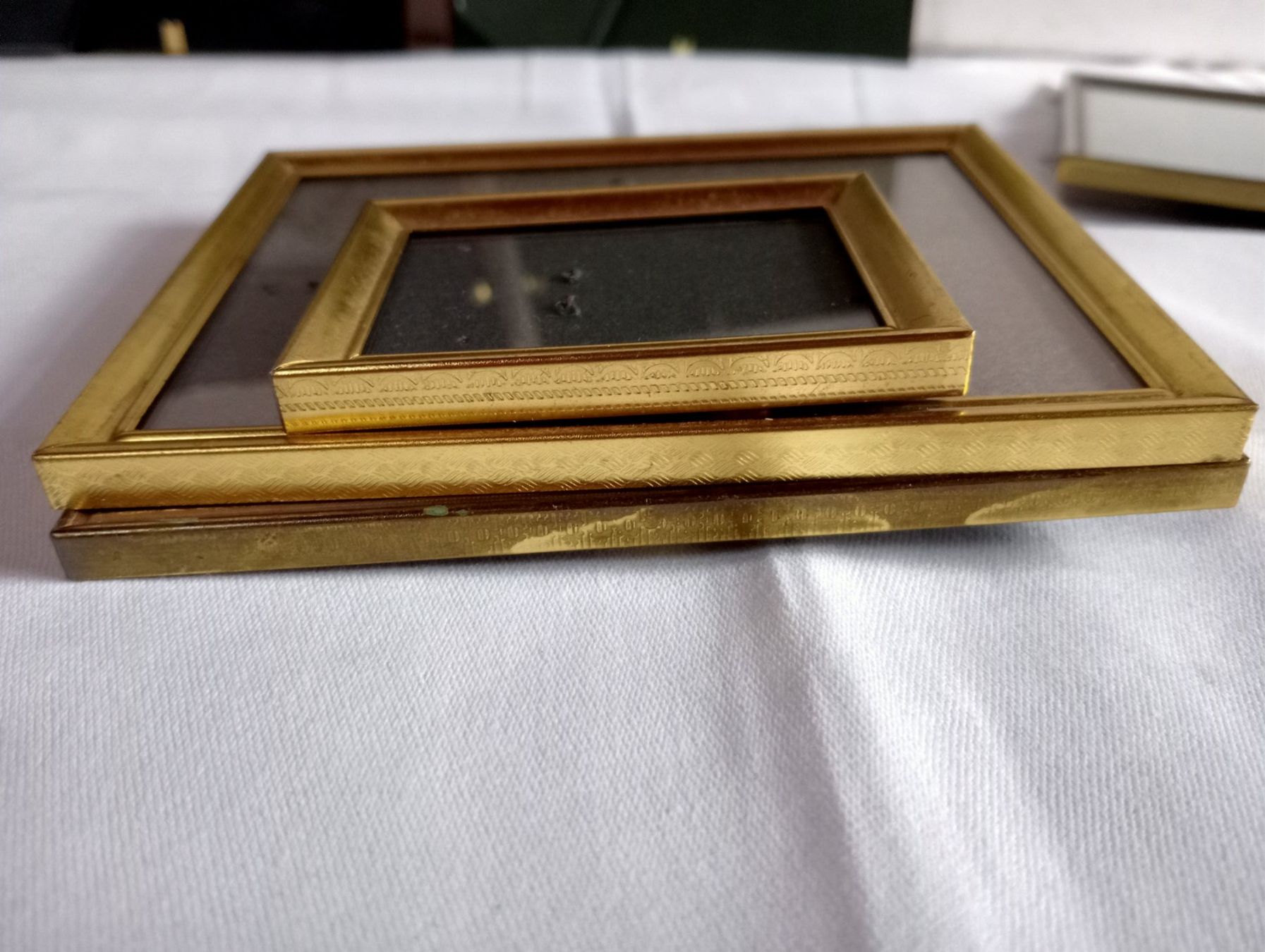 Cornici: 6er Set "Jyden" Bilderrahmen Messing Flachglas 3 Größen – Usato da Oberdorf BL venduto da Barocki888 6