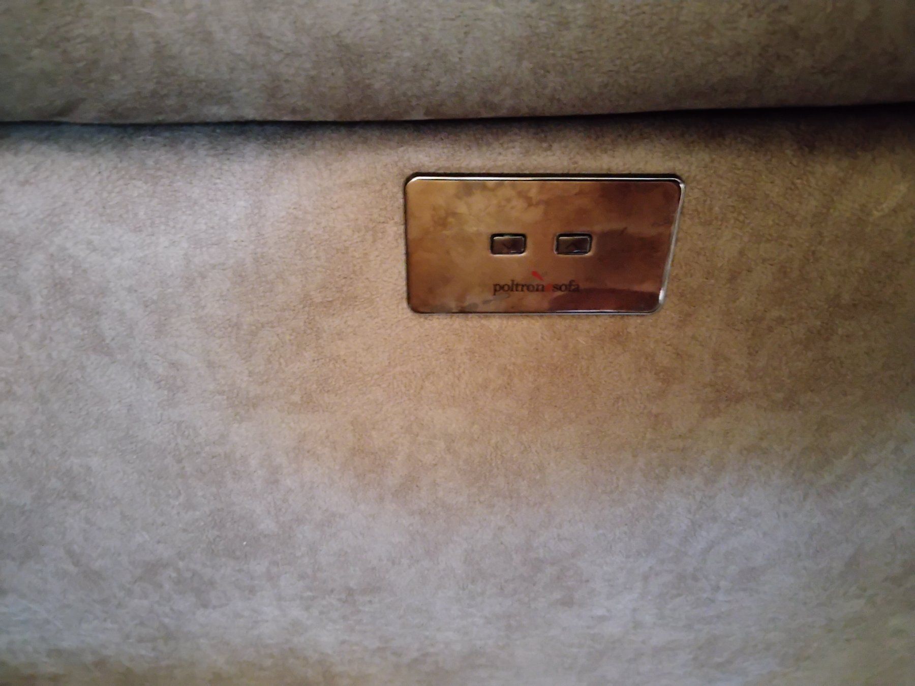 Sofas: 3er Sofa von Poltrone – D'occasion à Berikon par Stift0