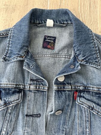 Veste en jean Levi's vintage, taille XS, parfait été!