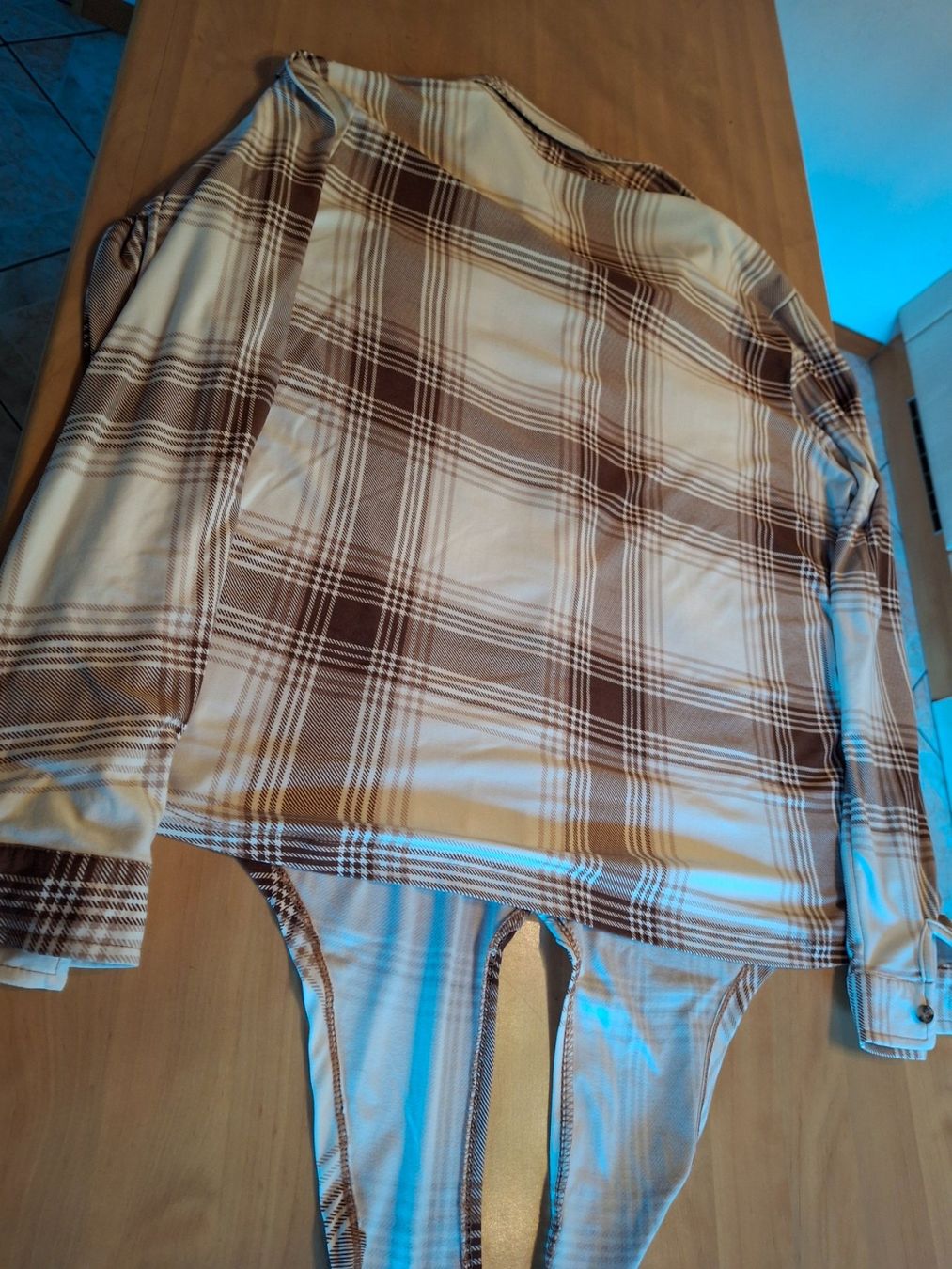 Camicette: Chemise matière douce taille L marque Chicorée – Usato da Villiers venduto da san_jn5w 4