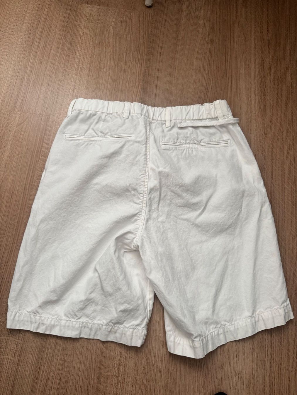 Massimo Dutti Hosen: Massimo Dutti Shorts – Gebraucht aus Meierskappel von kev_nn8q 2