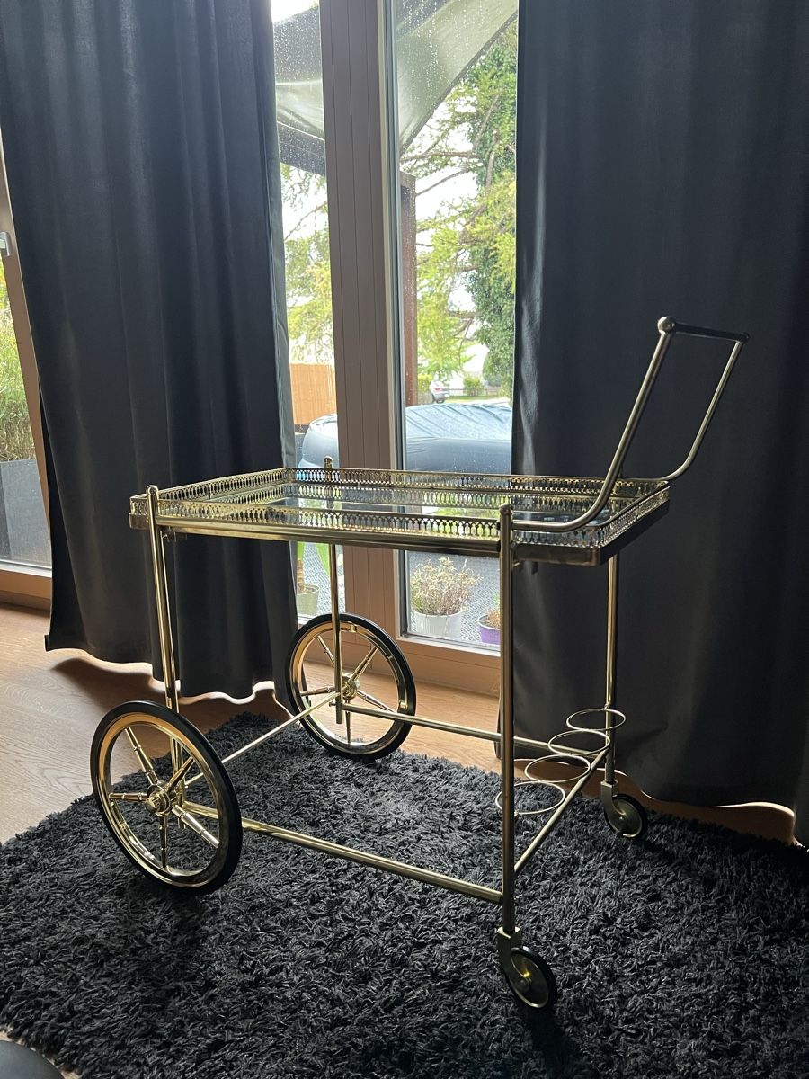 Carriole: Servierwagen goldfarben mit Glasplatte – Usato da St. Margrethen SG venduto da sun_gw7r