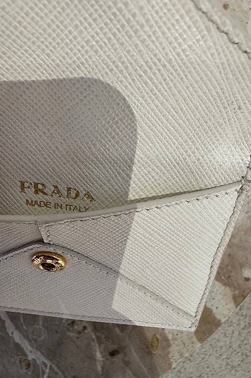 Prada Portafogli: PRADA GELDBÖRSE / TASCHENANHÄNGER – Nuovo (secondo la descrizione) da Schwyz venduto da bofb 3