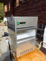 Eiswürfelmaschine