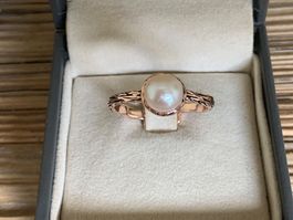 Ring in Silber und  Roségold vergoldet mit Süsswasser Perle