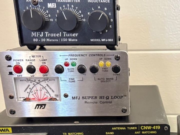 Receiver: MFJ Travel Tuner 902 – Gebraucht aus Wiesendangen von plus-minus