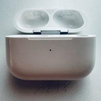 Original Apple Ladecase MagSafe A2700 für AirPods Pro 2 Gen.