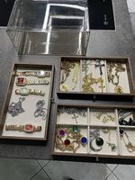 Schmuckkästchen inklusive Schmuck 