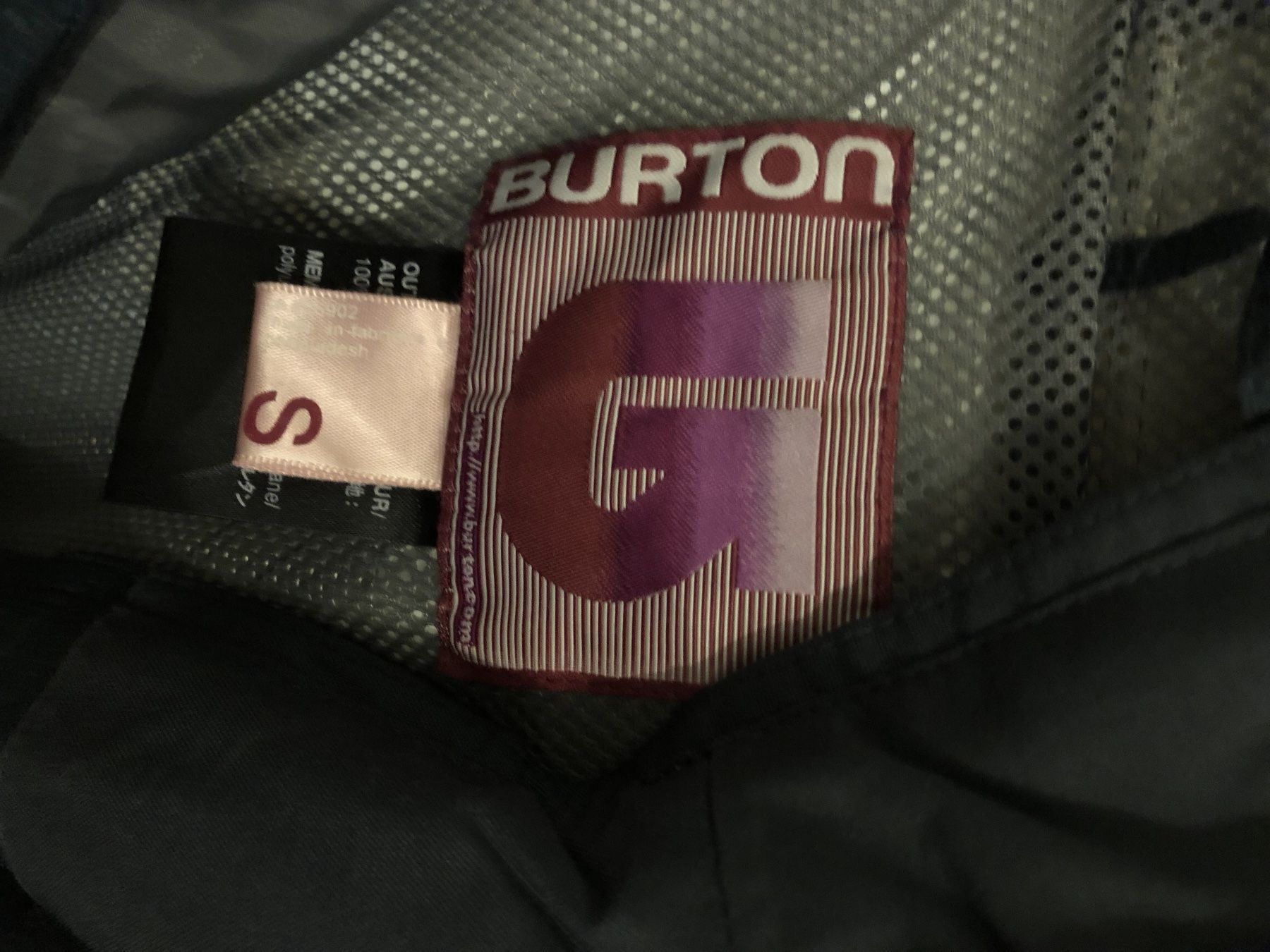 Burton Jacken: BURTON Ski/Snowboard Jacket – Gebraucht aus Zürich von Chanelle07 4