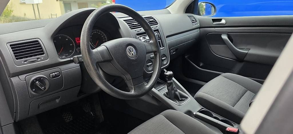 VW Automobili: Vw Golf 5 1.9 tdi 4-Motion – Usato da Heiligkreuz (Mels) venduto da Beyond-Auto 8