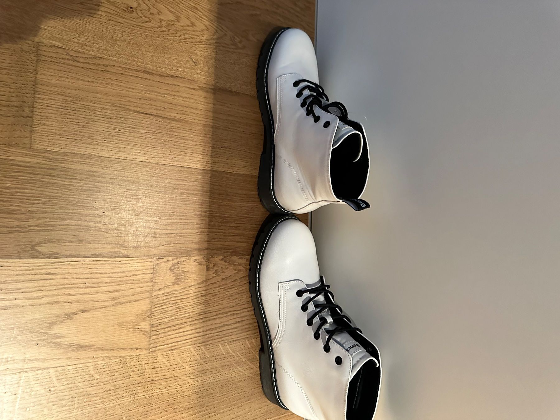 Bench Damenschuhe: Bench Boots – Neu und originalverpackt aus Selzach von Mperformance83 1