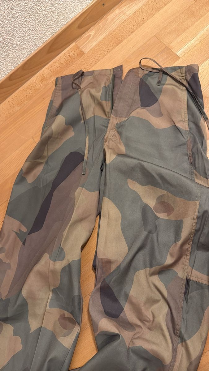 Pantaloni: Camouflage Hose M – Nuovo (secondo la descrizione) da Bülach venduto da sawa22 1