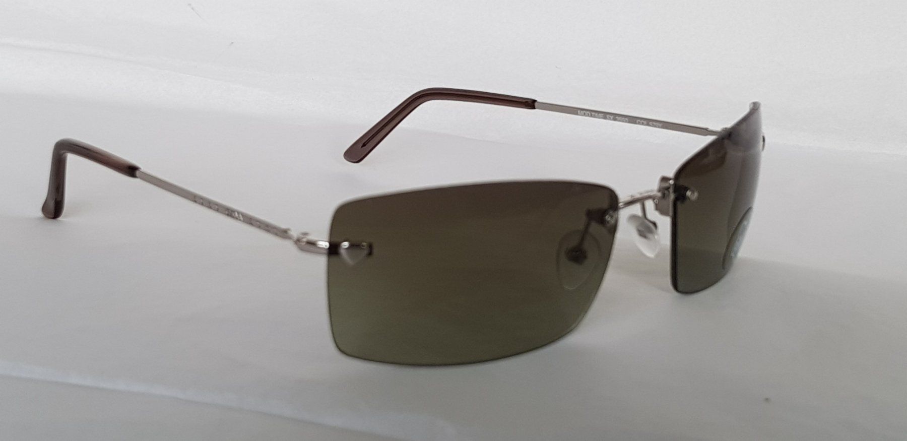 Lunettes & Verres: ONIX  UNISEX  JUNIOREN SONNENBRILLE – Neuf avec emballage d'origine à Aadorf par condor35 7
