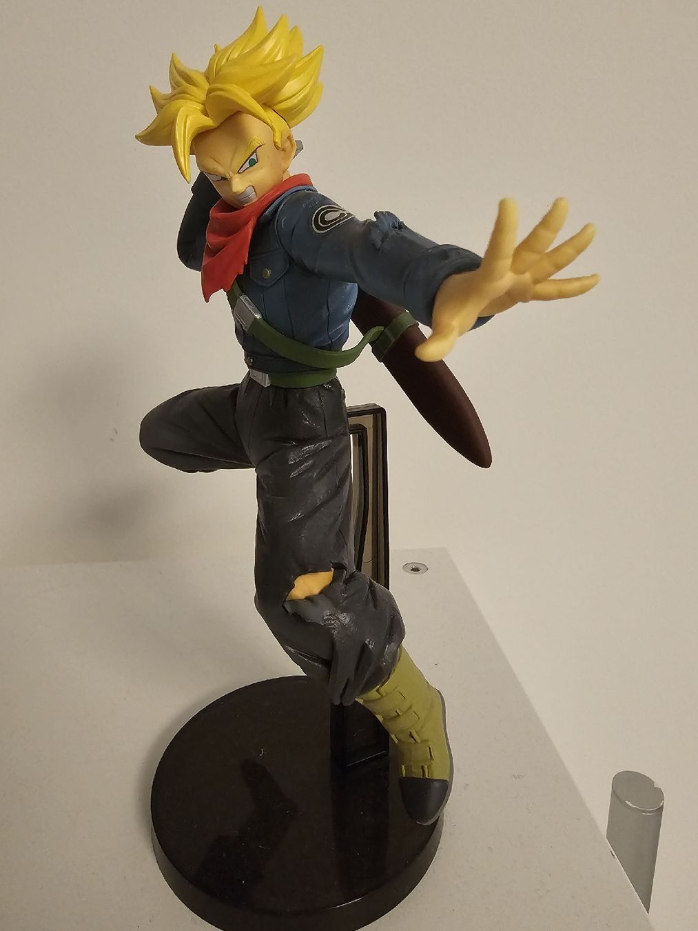 Figuren: Cooler Dragonball Z Figur Future Trunks – Neu (gemäss Beschreibung) aus Dottikon von chi_lmp6