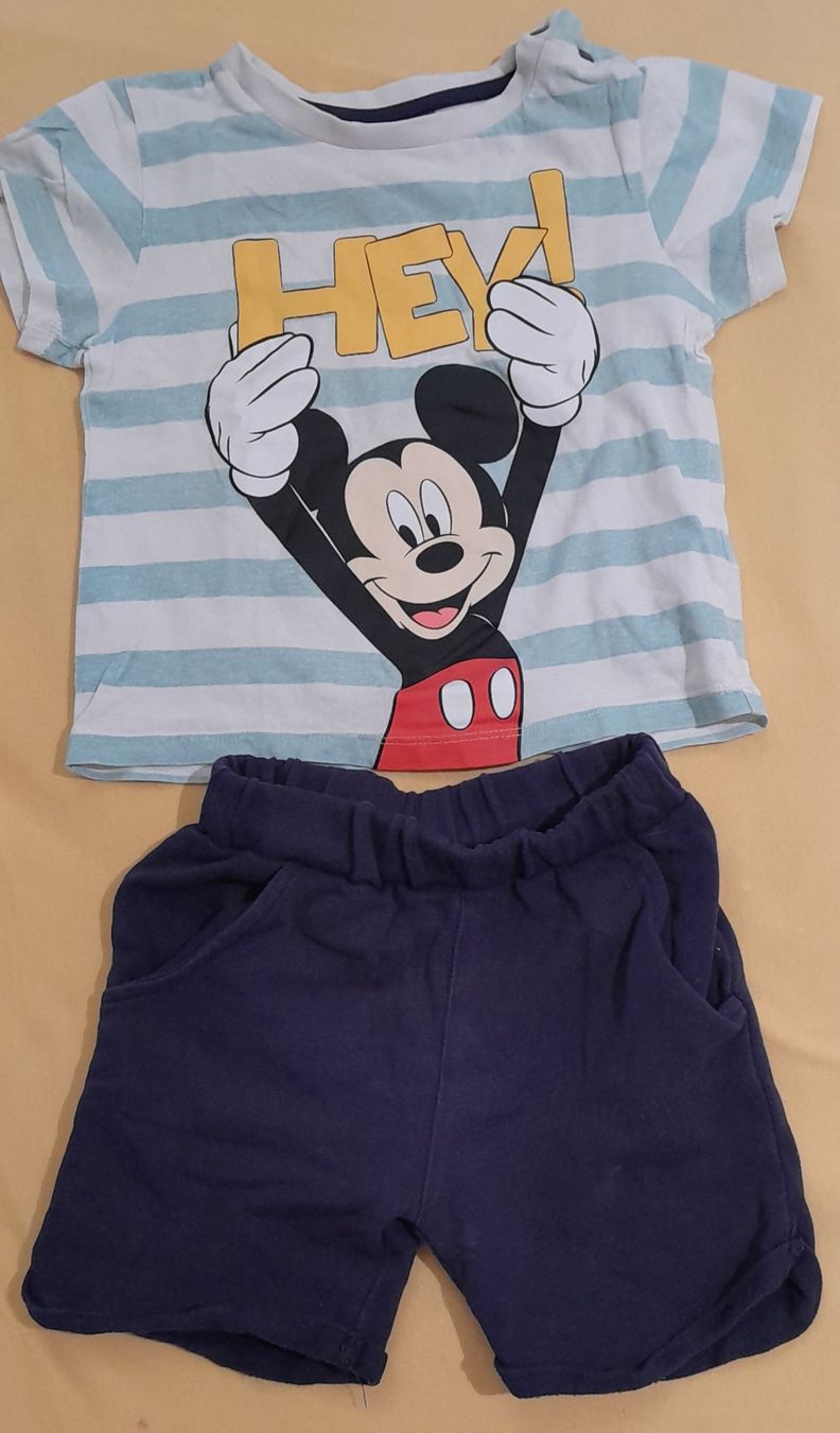 Pigiama & Simili: Mickey Mouse, Grösse 24 Monate, Pyjama – Usato da Zürich venduto da cole15