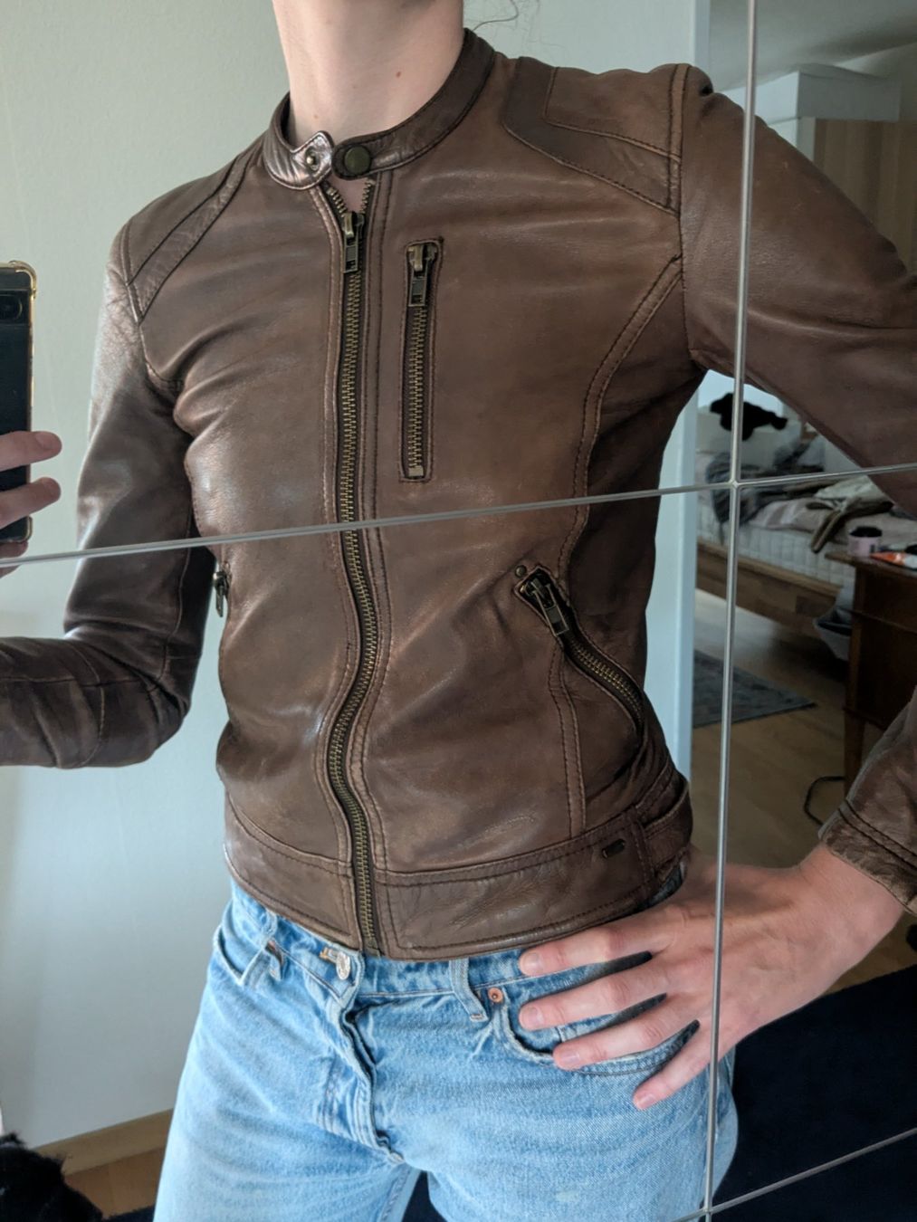 Giacche: Pull&Bear brown leather fitted jacket, size M unique vintage – Usato da Zürich venduto da Iris__ 2