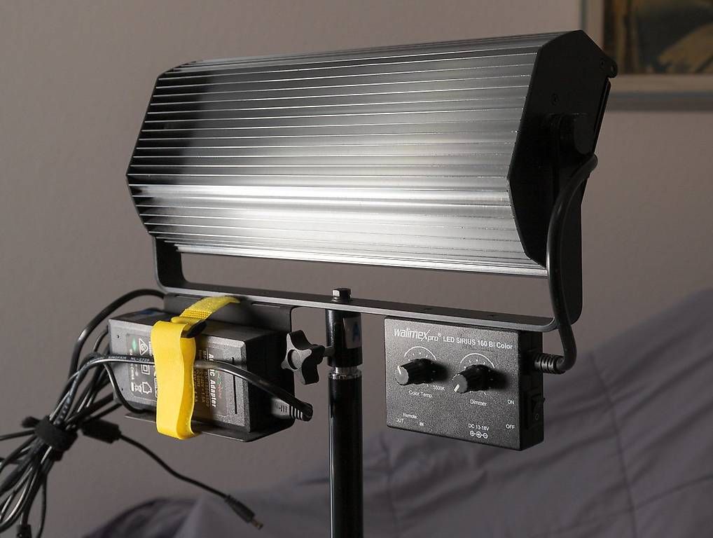 Lampade: Walimex pro LED Sirius 160 Bi Color – Usato da Chatel-St-Denis venduto da E10 1