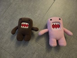 Domo Braun und Pink