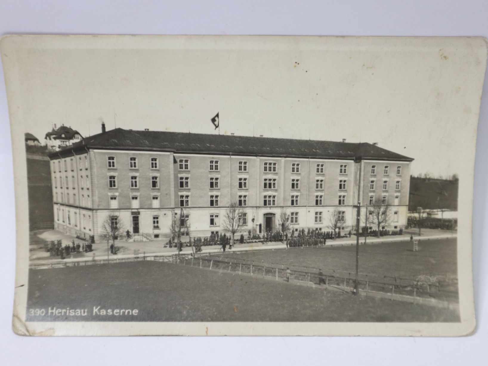 Cartoline postali: AK 390 Herisau Kaserne Postkarte – Usato da Eschenbach SG venduto da Astalavista