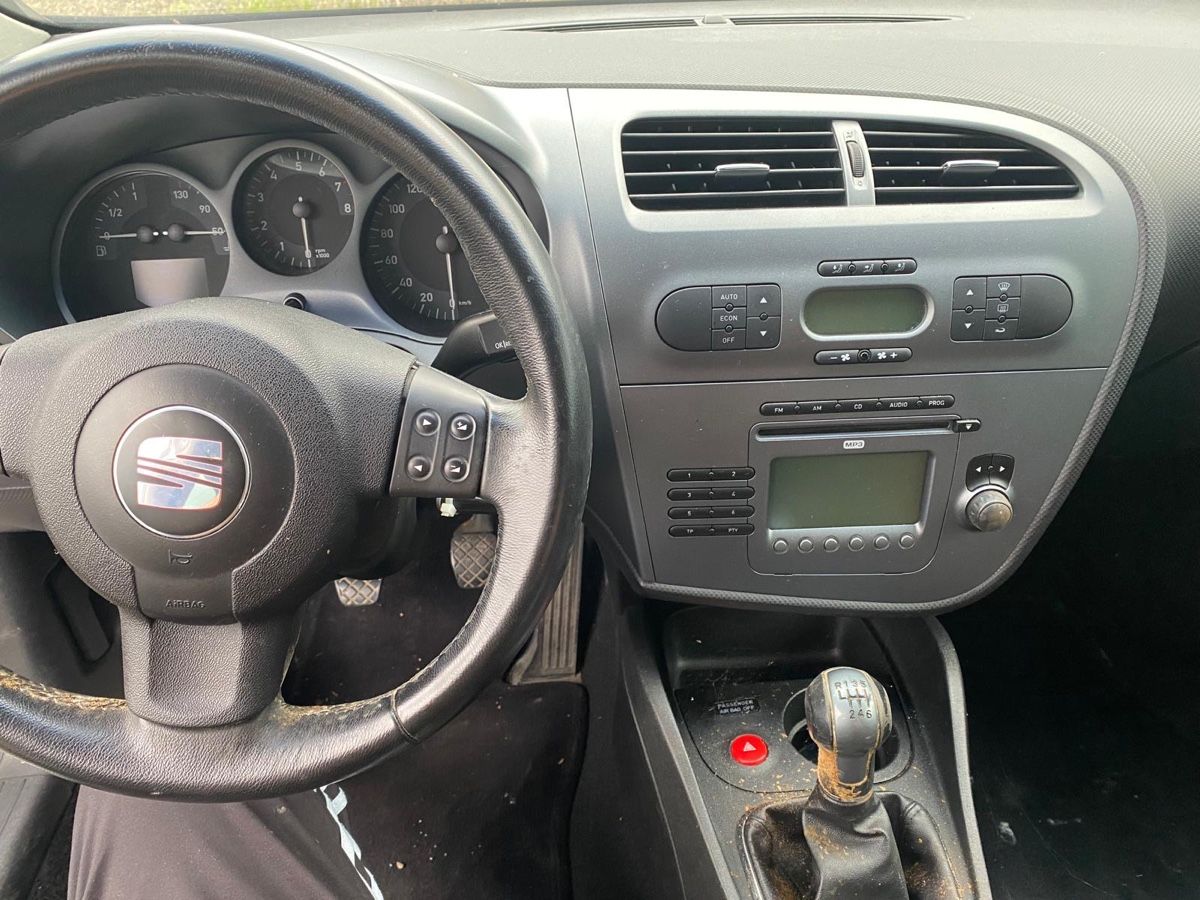 Seat Autos: Seat Leon 2.0 FSI Grau – D'occasion à Wila par aut_x7dr 6