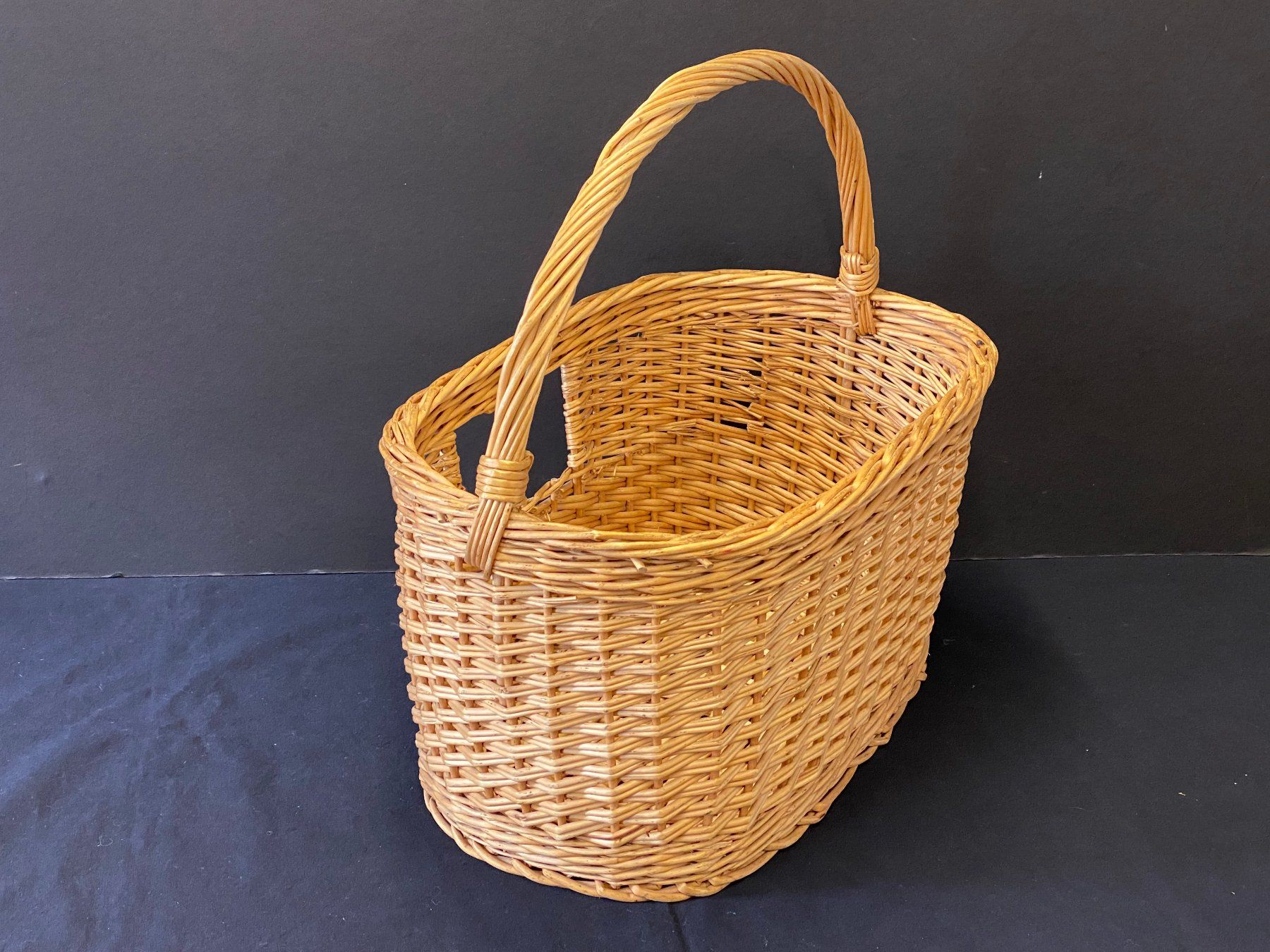 Niches, paniers: Vintage Korb / Haustierkorb – D'occasion à Schaffhausen par sparzone 5