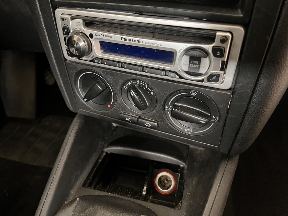 VW Automobili: VW Golf 4 Kombi 2.0 4motion 4x4 Klima – Usato da Balterswil venduto da Blattner-Tech 6