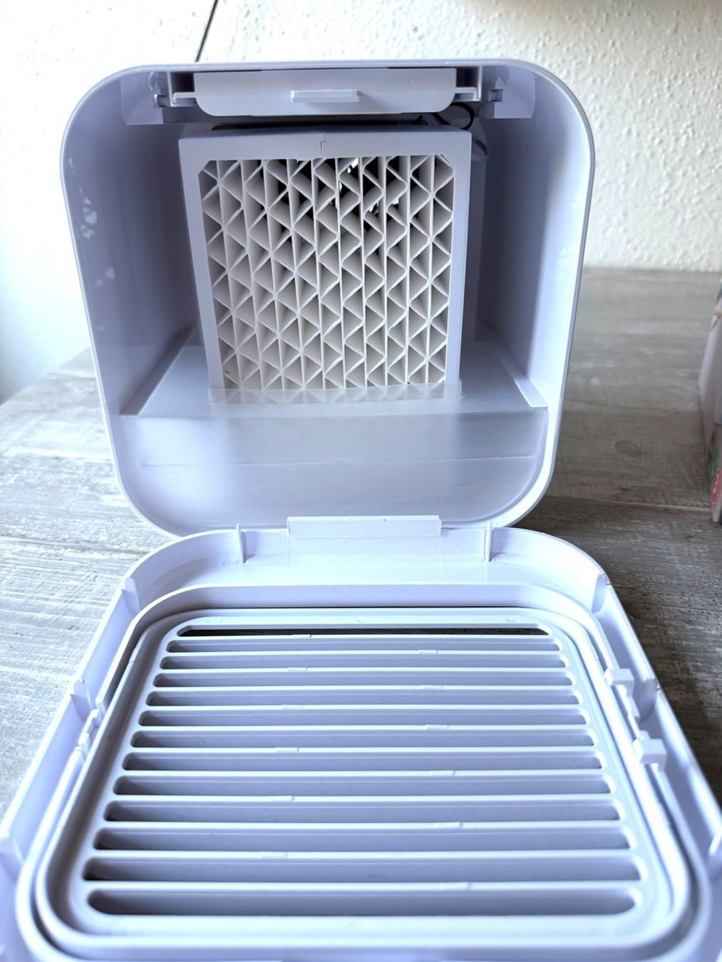 Ventilatoren: Befeuchter Ventilator mit Wassertank - in 8 Farben - Weiss – Neu (gemäss Beschreibung) aus Schaffhausen von mka999 4