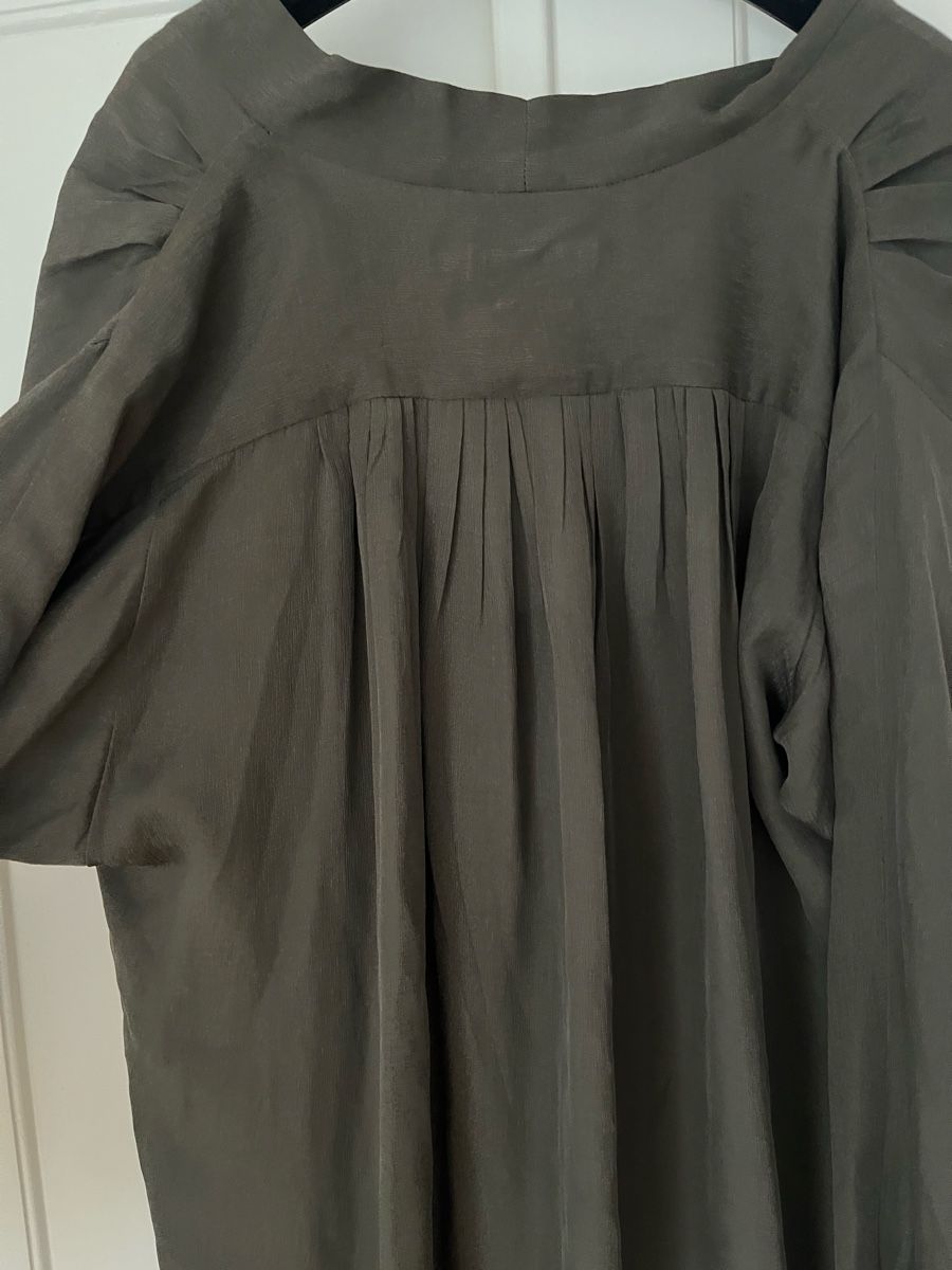 Isabel Marant Robes: Isabel Marant robe – D'occasion à Lausanne par pioupiou38 4