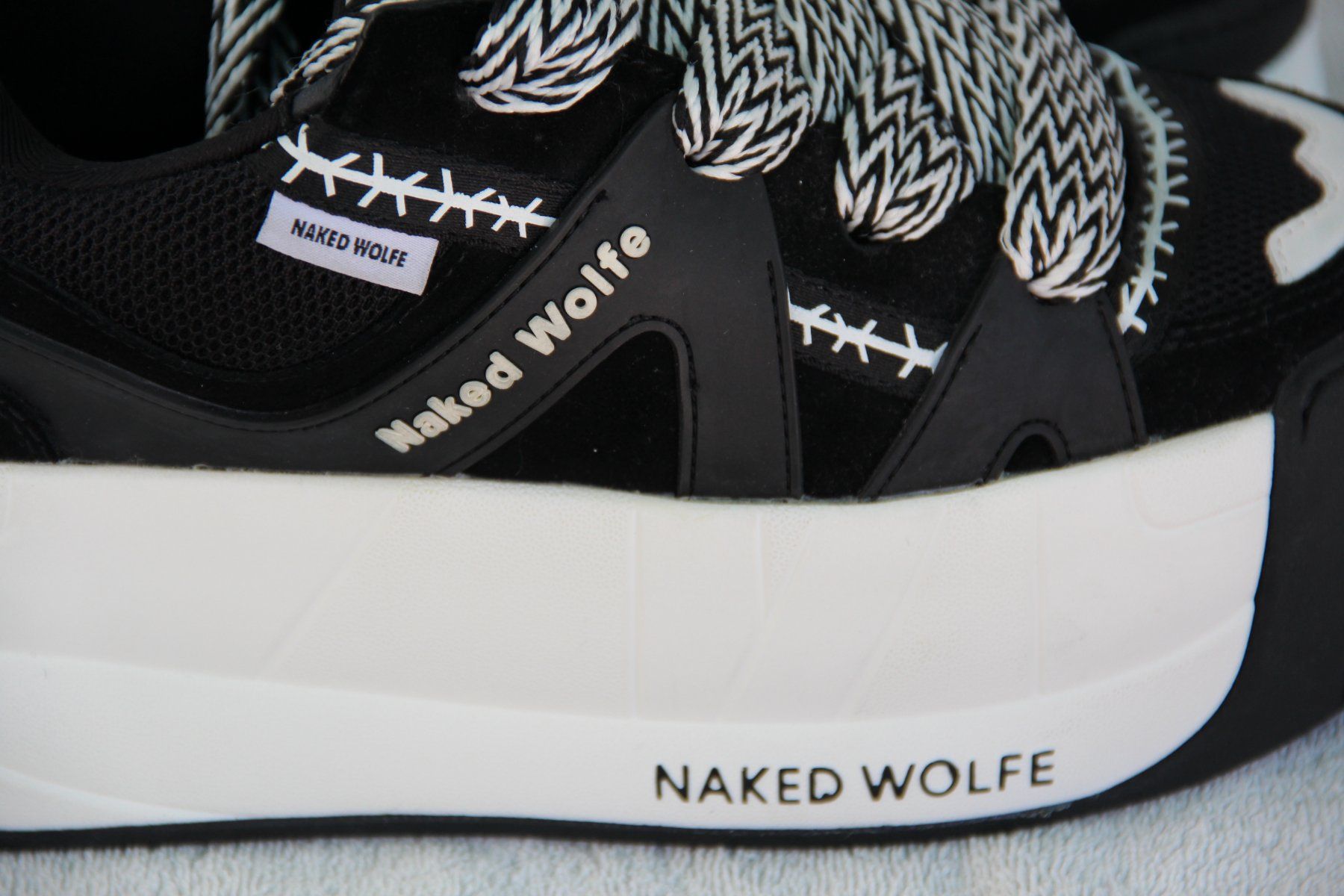 Scarpe da uomo: NAKED WOLFE Sliders – Usato da Ostermundigen venduto da blu_bsc6 3