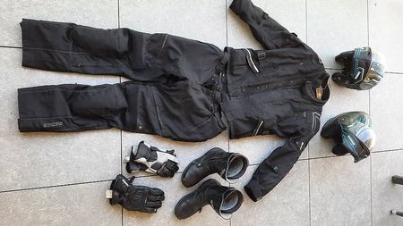 Motorradausrüstung