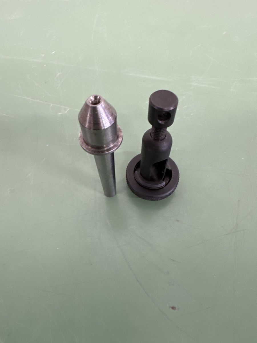 Schaublin Tutti gli attrezzi: Porte outils et contre pointe fixe MK0 – Usato da Aarberg venduto da SNMachines 2