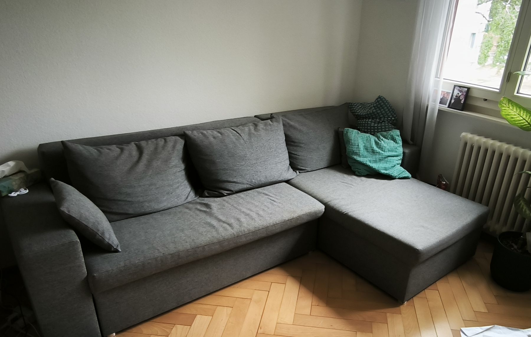Divani: Grey Corner Sofa – Usato da Fribourg venduto da bru_y5kl 1