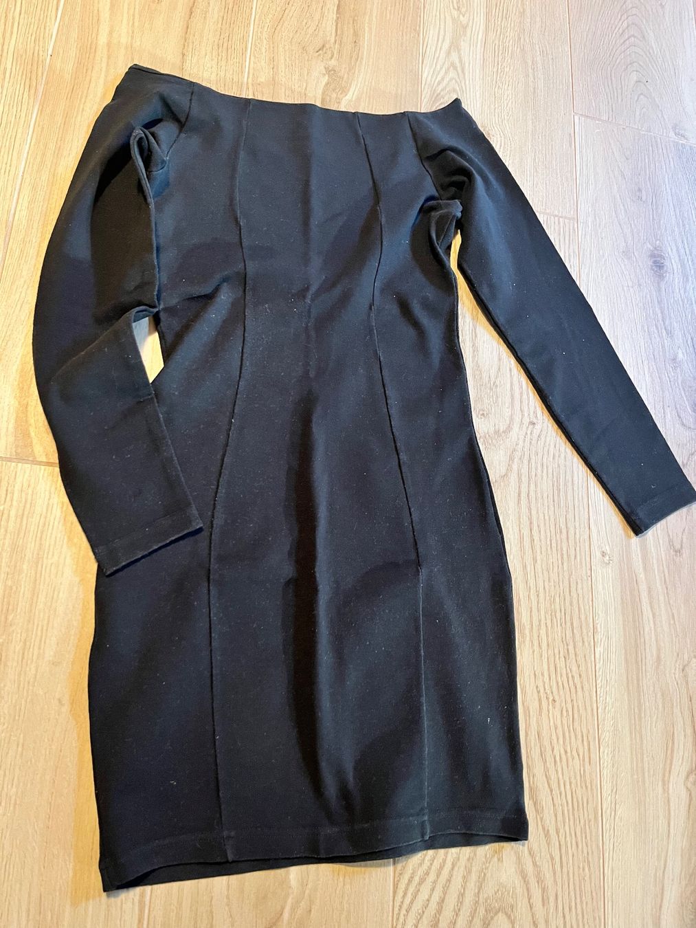 Vestiti: schwarzes schulterfreies Stretch-Kleid, Grösse S – Usato da Lugano venduto da sweetyd84 2