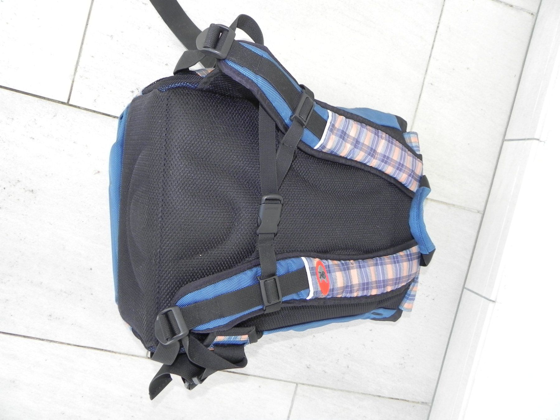 Racoon Zaini: Rucksack Racoon X-ON Schultasche Schulrucksack – Usato da Stallikon venduto da pcerny16 8