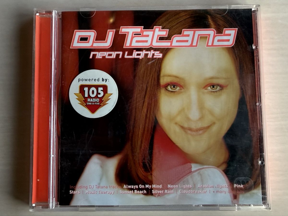 CD: DJ Tatana - Neon Lights - CD – Usato da Oberried Brienz venduto da Chyara