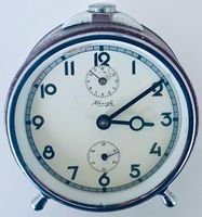 Kienzle Wecker mechanisch rot gebraucht guter Zustand