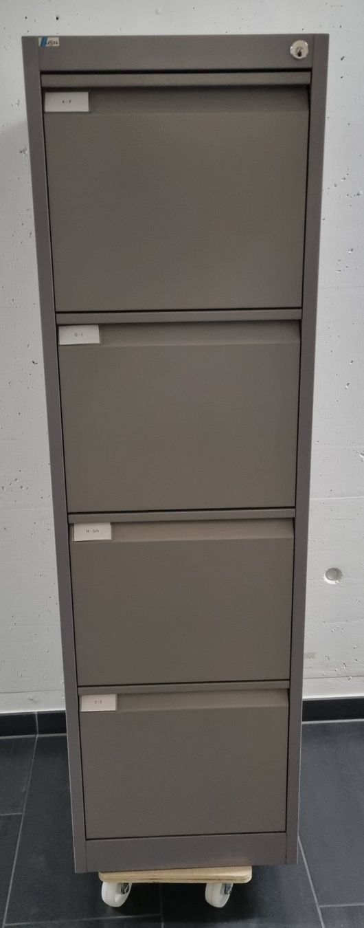 Lista Armadi: LISTA Schrank grau – Usato da Dübendorf venduto da topo73