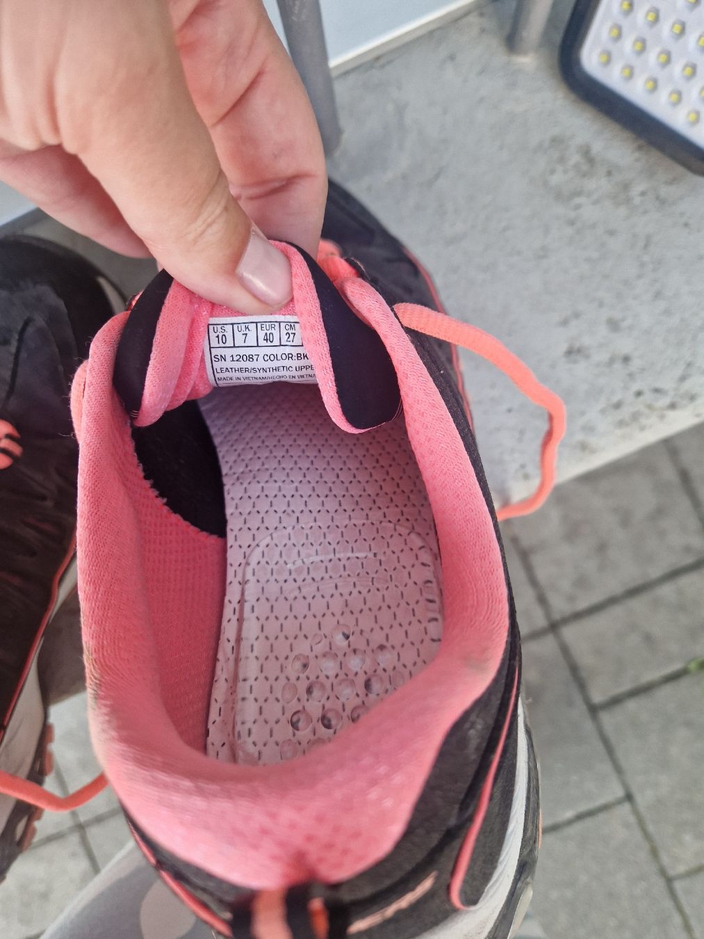 Skechers Scarpe da donna: damen skechers 40 – Usato da Zihlschlacht venduto da Sun25 3