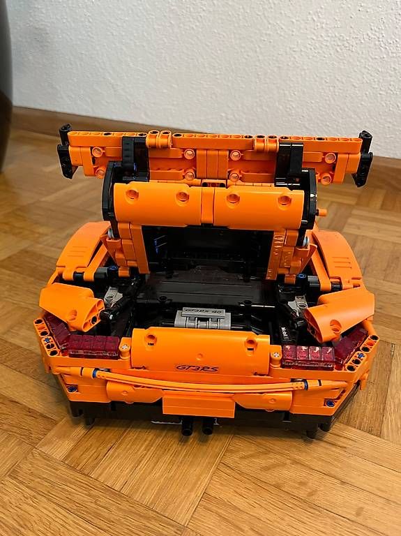 Kit di costruzioni: Lego Technic Porsche 911 GT3 RS – Usato da Bassersdorf venduto da Anp7902 3