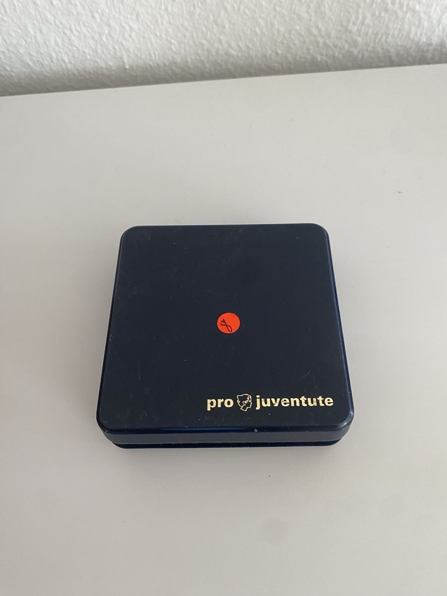 Altro materiale per ufficio: Pin – Nuovo (secondo la descrizione) da Niederhasli venduto da Dully16 2