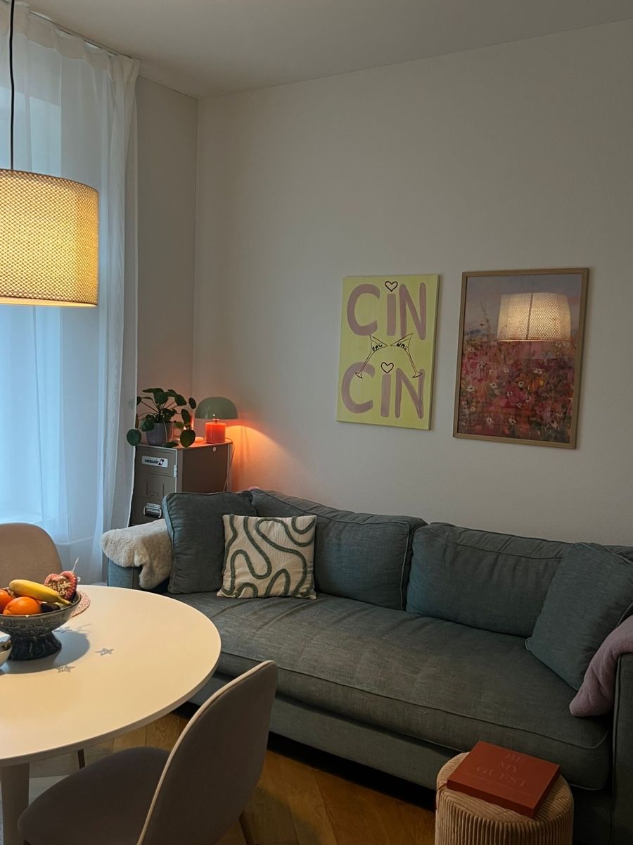 Livique Divani: Modernes Sofa in türkis-blau – Usato da St. Gallen venduto da mbat98 2