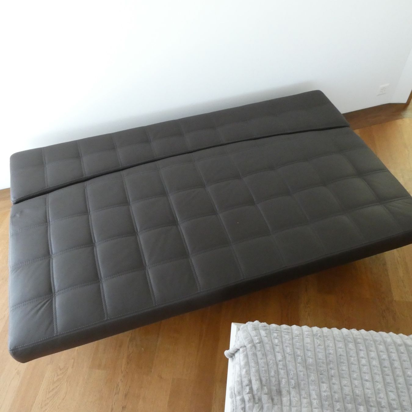 Sofas: Bettsofa zu verkaufen – D'occasion à Zürich par lex_82fr 4