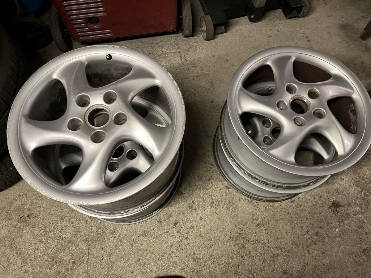 Porsche Cerchioni: Jantes de Porche Carrera 4 – Usato da Eclépens venduto da Revit19 1
