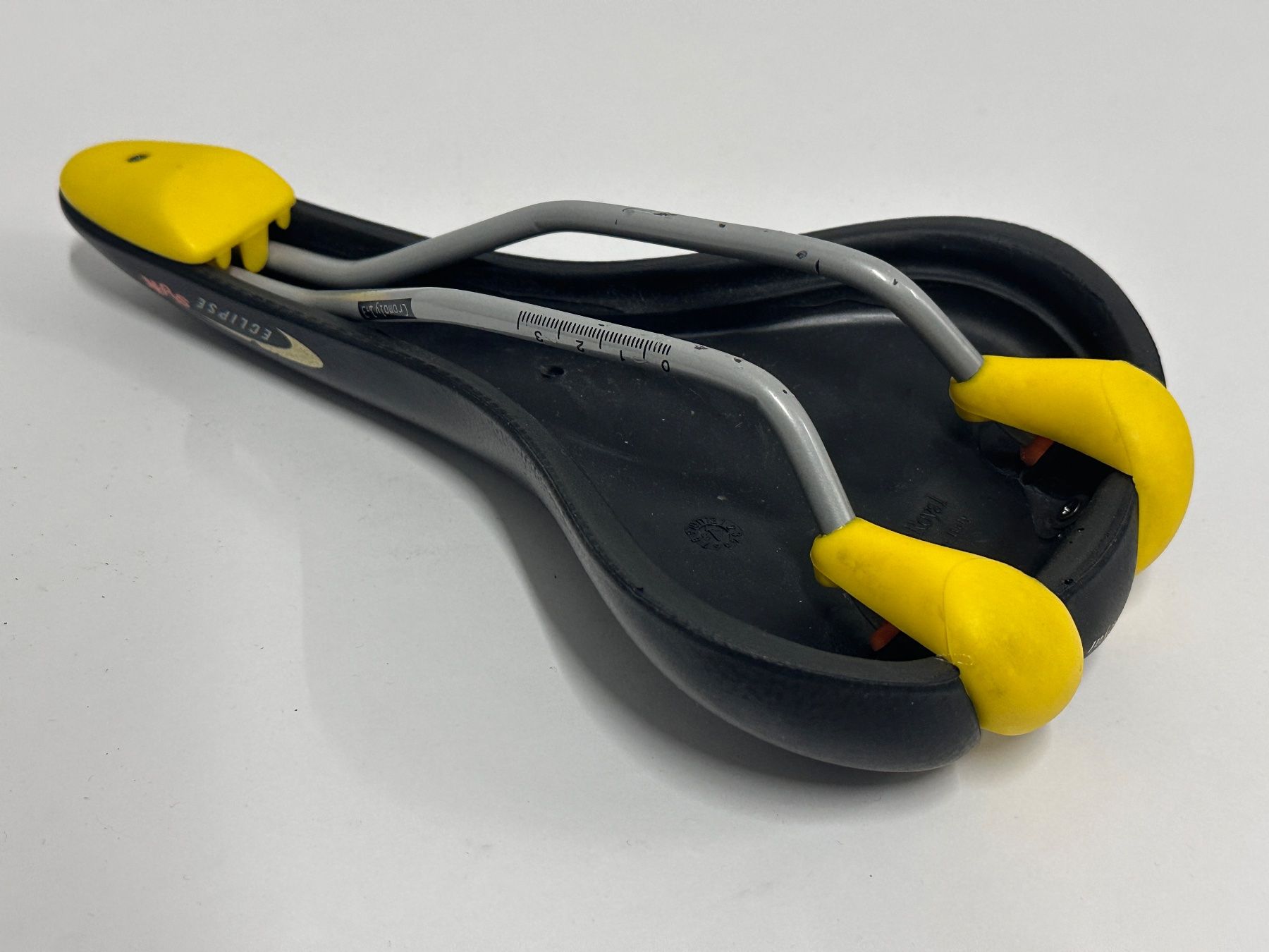 Pezzi di ricambio: Velo Sattel Selle Royal Eclipse Shark, schwarz / gelb – Usato da Bern venduto da troom105 7